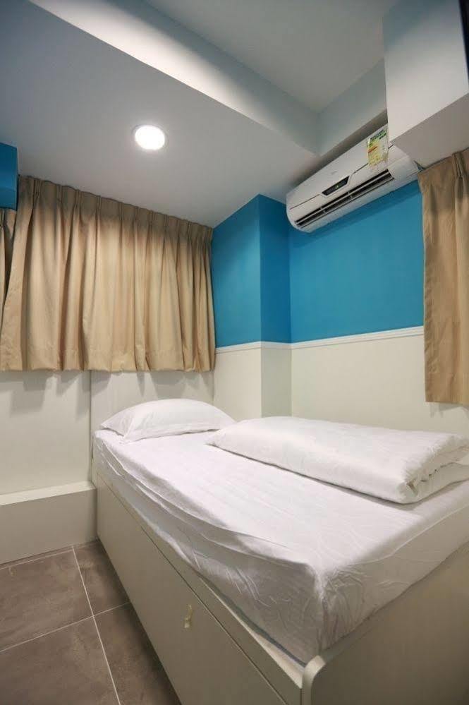 Colorz Hostel Hong Kong Ngoại thất bức ảnh